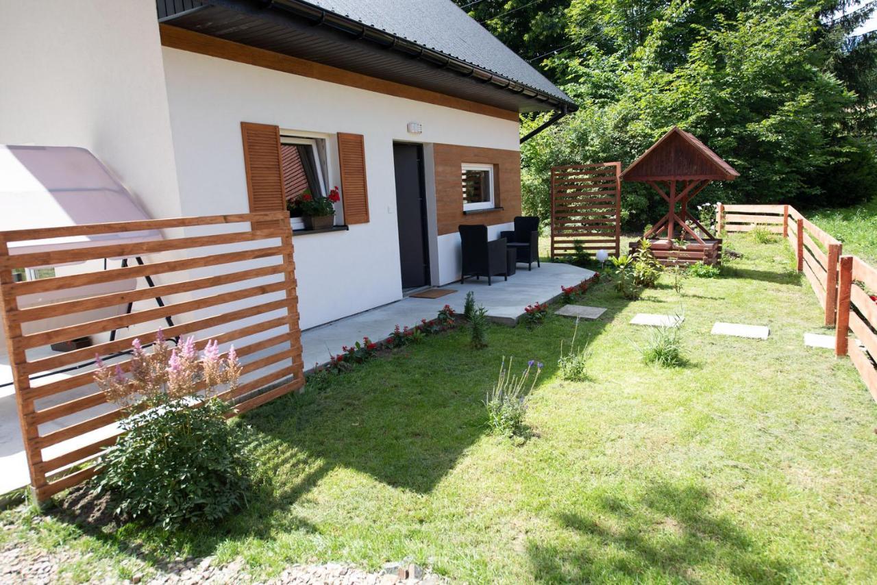 Domek Caloroczny Zagroda Mlynski Sulkowice  ภายนอก รูปภาพ