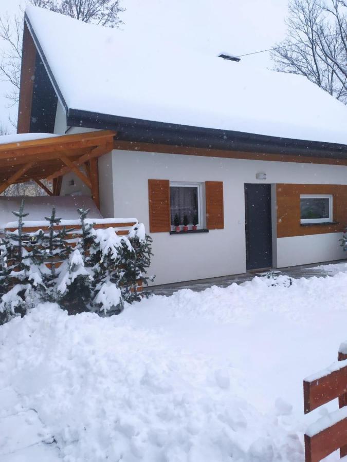 Domek Caloroczny Zagroda Mlynski Sulkowice  ภายนอก รูปภาพ